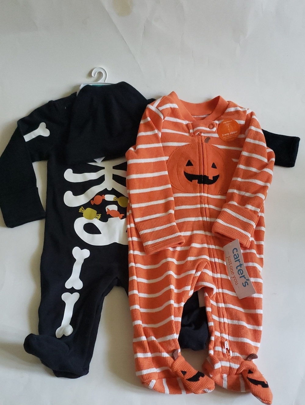 NWT Carter’s Halloween 3M 2-Pack Bundle Skeleton & Jack-O-Lantern Sleepers
